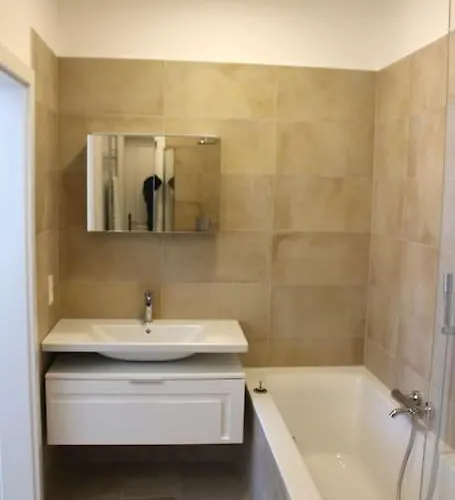 Apartment Paraderma Im Zentrum Bei Wien Baden